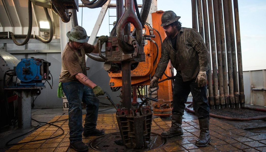 US shale investors still waiting on payoff from oil boom