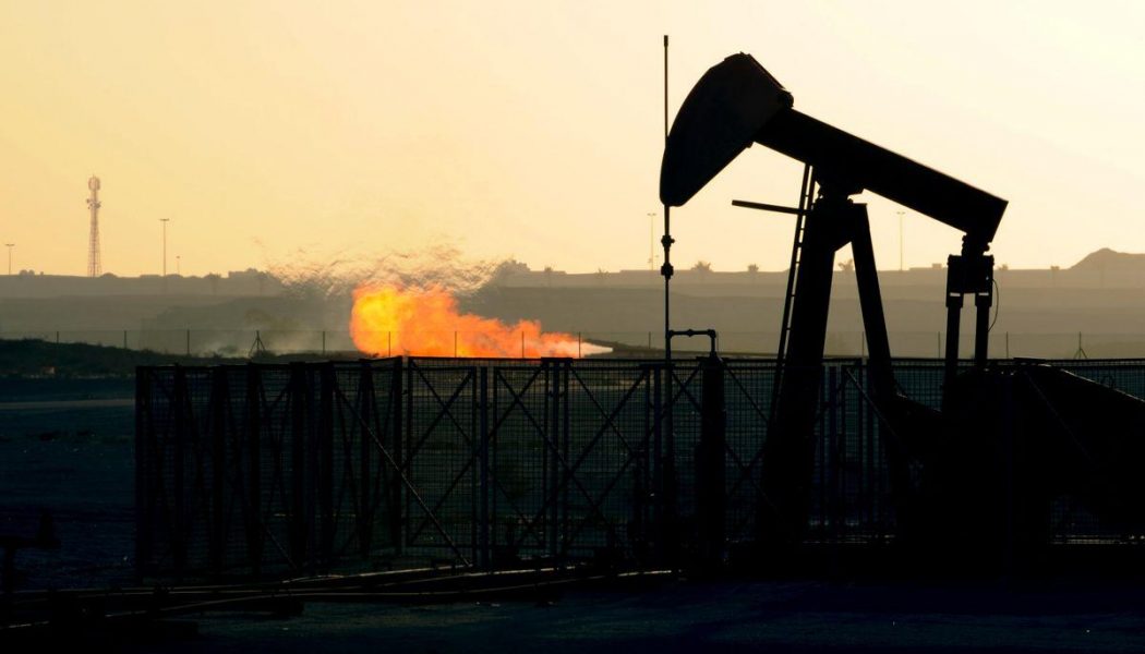 Bahrain’s Biggest Oil Find Since 1932 Dwarfs Reserves